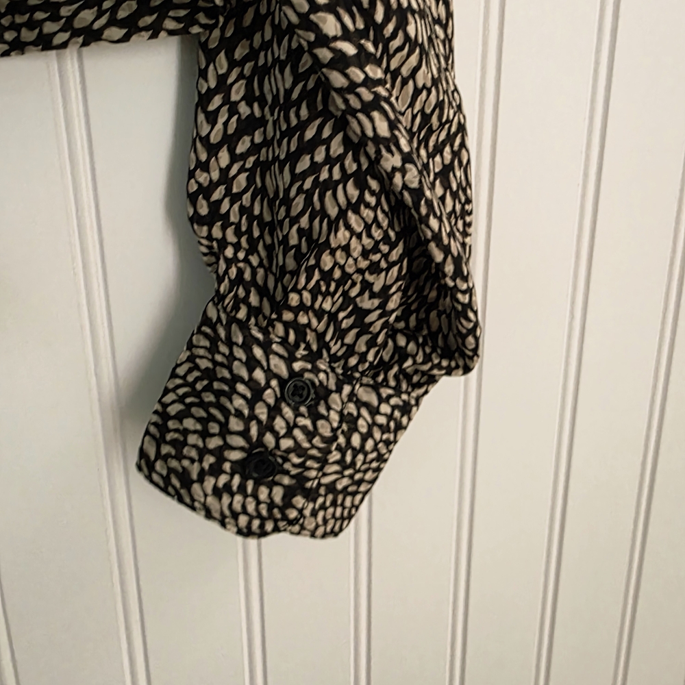 Banana Republic NWT Backless Tie Blouse | Animal Print Statement Top Size Small - Picture 4 of 12